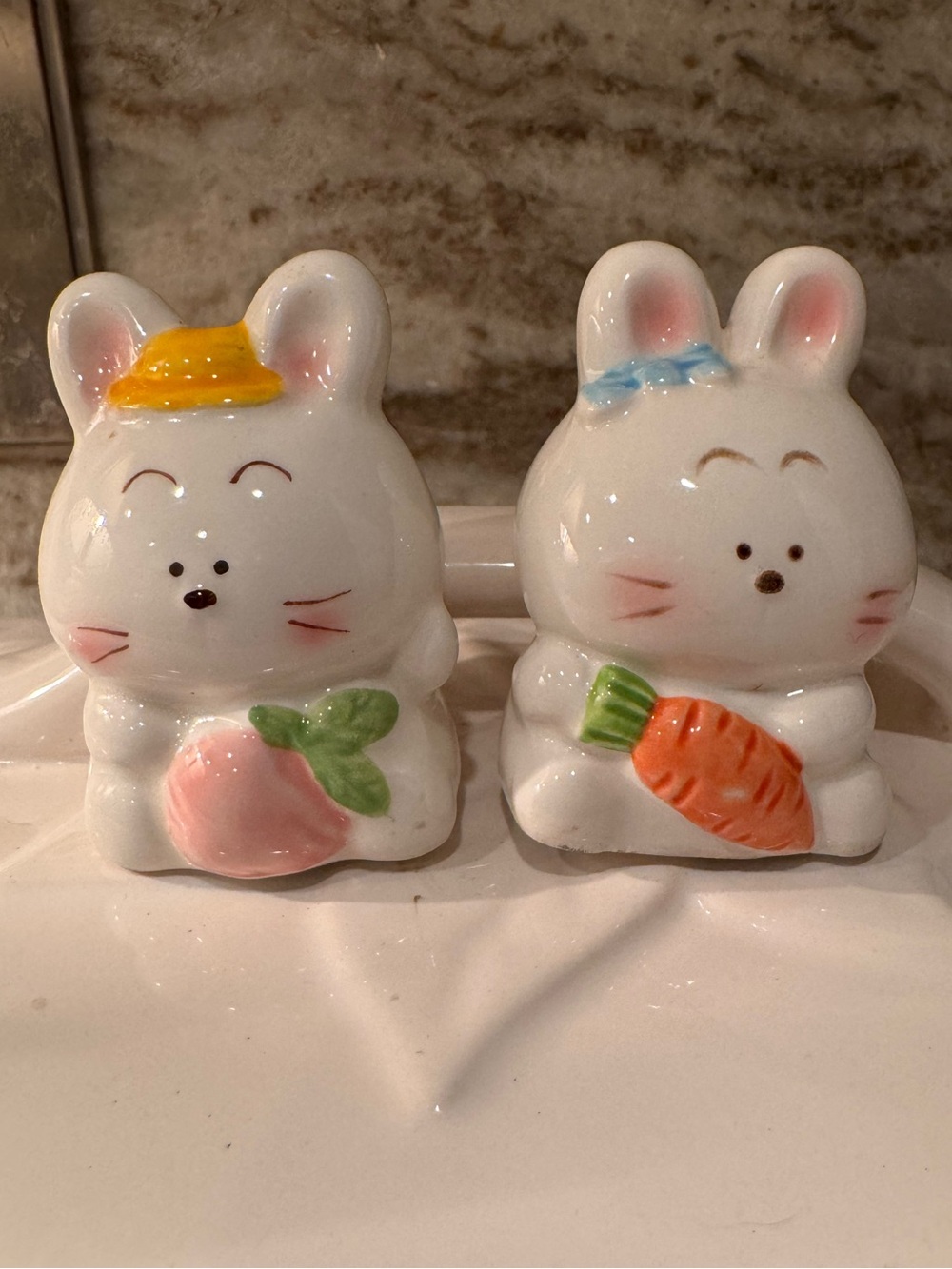 Vintage Ceramic Bunny Salt and Pepper Shakers Cute Rabbit Carrot Easter Decor